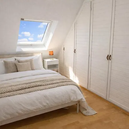 Grosszuegige Maisonette Nahe Innenstadt Altbauflair Apartman Karlsruhe